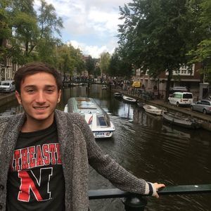 Meet your Posher, Mitchell